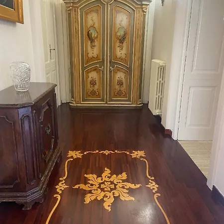 Gasthuis Umberto I Luxury *